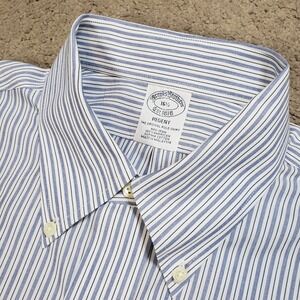 Brooks Brothers Regent Shirt Men 16 1/2 Blue Non-Iron Supima Short Sleeve Button